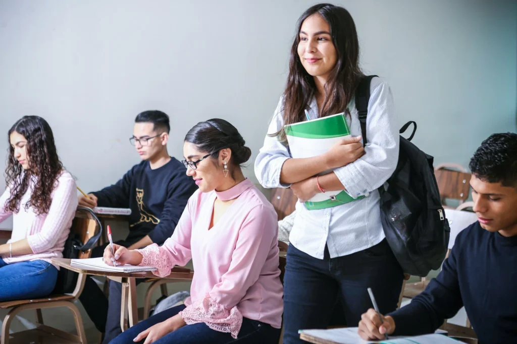 Student Yelp scholarship assistance